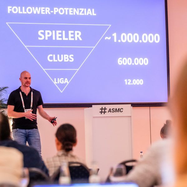 Philip Turian AllSocial Marketing Conference 2022 Berlin
